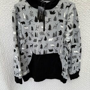 Little Bipsy Adult Winter Animal Print Pullover Hoodie Size M Deer Bear Tree